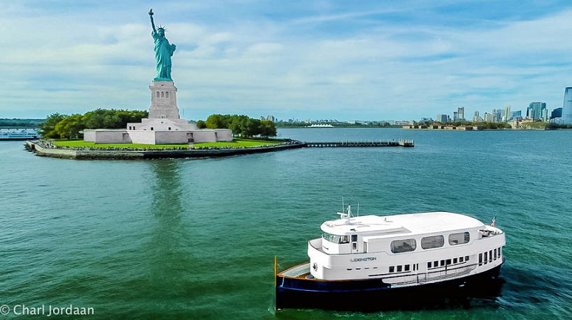 New York Charter Yacht Lexington
