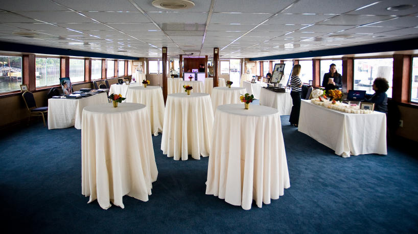 Charter Yacht Hornblower Serenity 2nd Deck